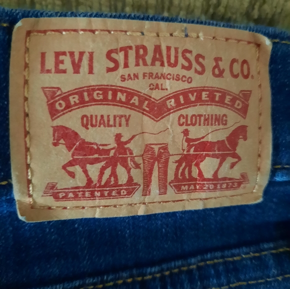 Women's Levi 784 High Rise Straight Jeans - Picture 2 of 5